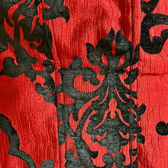 Damsel in this Dress Chic Red and Black Brocade Corset Top - Picture 2 of 8